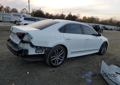 2017 Volkswagen Passat R-Line из США, поврежденный, VIN 1VWDT7A32HC044289